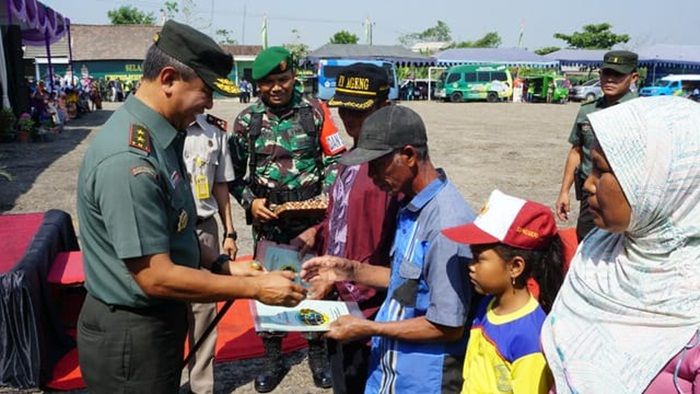 Pangdam V/Brawijaya Hadiri Pembukaan TMMD ke-102 di Gresik