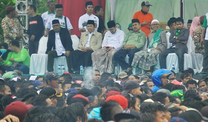 Hadir di Kampanye Basudewa, KH Machsoem Faqih: Jangan Pilih Bupati Perempuan