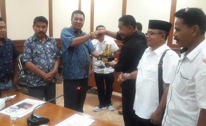 ​DPRD Solok Selatan Berguru Pemberlakuan Nontunai di Gresik