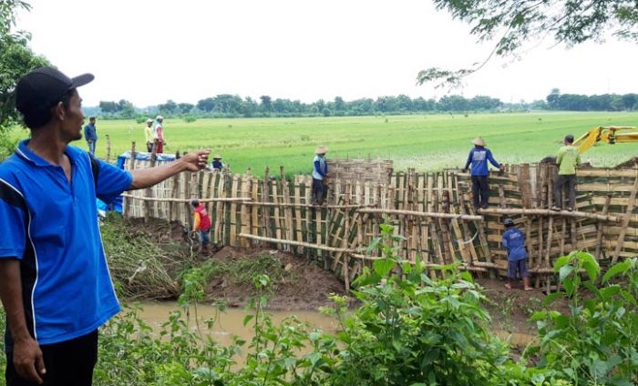 Diterjang Banjir, Tanggul Kali Bakung Jebol Tiga Kali