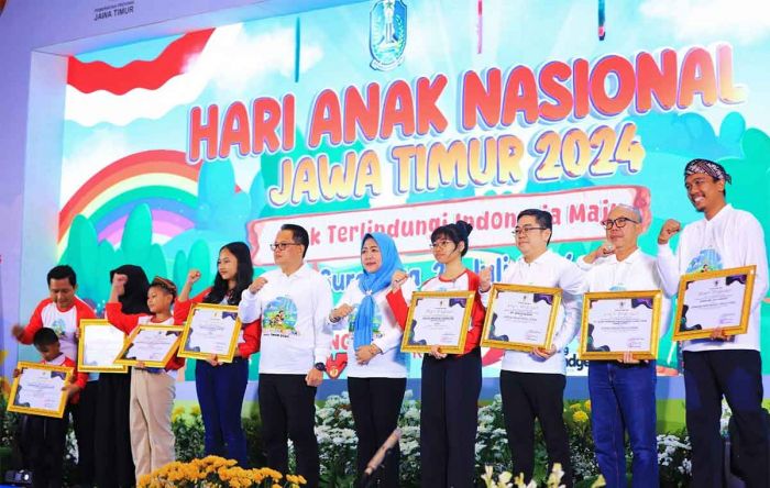 Hari Anak Nasional 2024, Pj Gubernur Jatim Raih Penghargaan dari Unicef