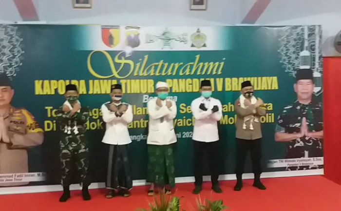 Silaturahim ke Ponpes Syaichona Cholil Bangkalan, Kapolda Jatim Ajak Ulama Sinergi Perangi Covid-19