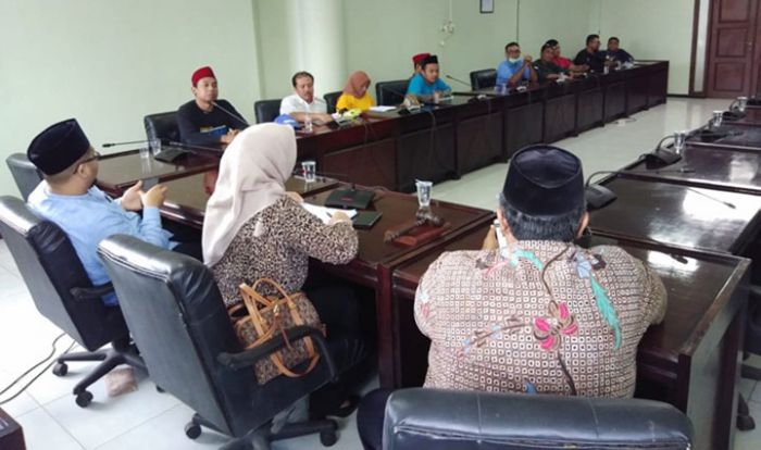 ​DPRD Terima Aduan dan Keluhan Pemilik Kios Pasar Besar Tuban