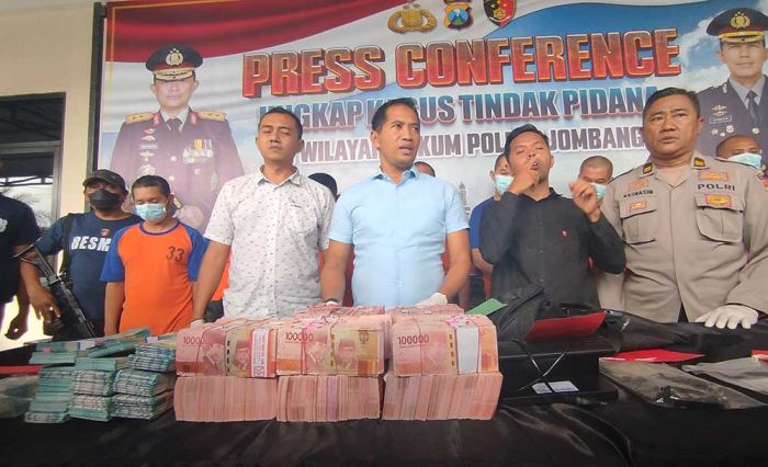 Polres Jombang Ungkap Peredaran Uang Palsu, Sita BB Upal Mencapai Miliaran Rupiah