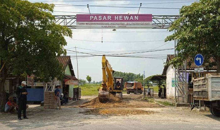 Pemkab Gresik Perbaiki Kerusakan Jalan Masuk Terminal Bus Trans Jatim