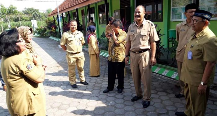 Bupati Pantau Pelaksanaan Ujian Nasional Sejumlah SD dan SMP di Kabupaten Blitar