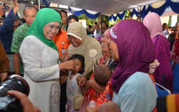 Pantau Penyaluran PKH di Lamongan, Mensos Yakin PKH Bisa Berantas Kemiskinan