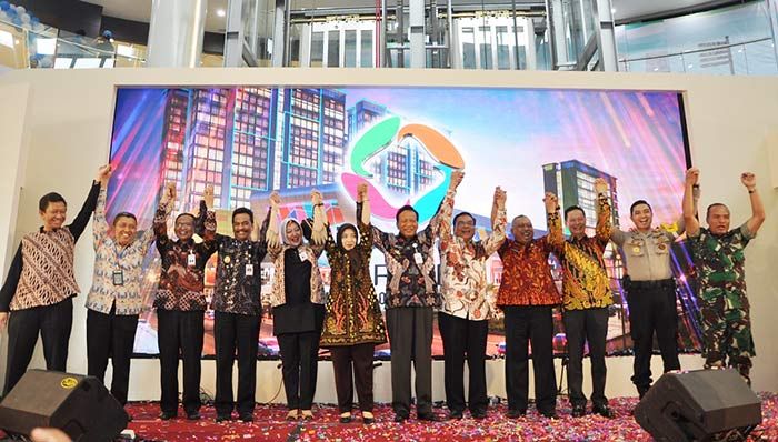 Bupati Sambari Opening Icon Mall Gresik