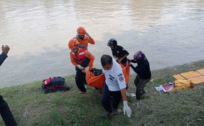 Pemancing di Kali Jagir Tewas Tercebur