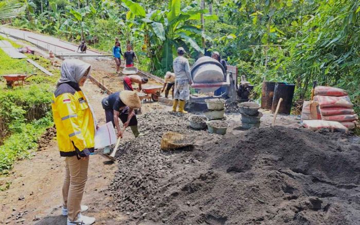 Permudah Fasilitas untuk Masyarakat, SIG Bantu Infrastruktur 46 Desa di 4 Provinsi