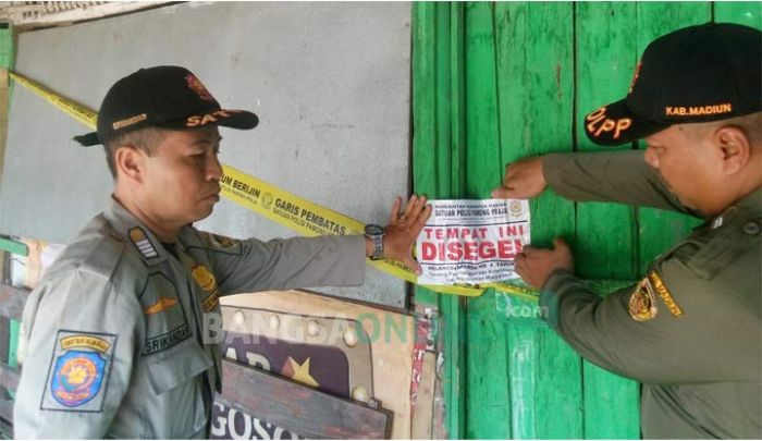 48 Warung Remang-remang di Perbatasan Nganjuk - Madiun Disegel Satpol PP