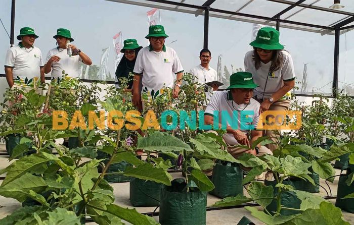 Dirut Pupuk Indonesia Resmikan Petrokimia Agro Tech Center dan Pabrik Phonska Cair