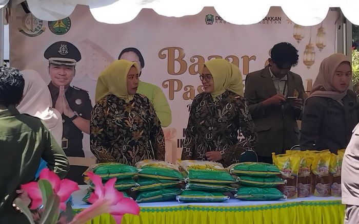 Jelang Lebaran, Kejari Magetan Gelar Bazar Pasar Murah