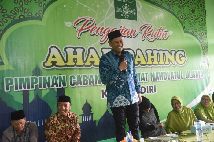 Wali Kota Kediri Bersama Ketua TP PKK Ikuti Launching 