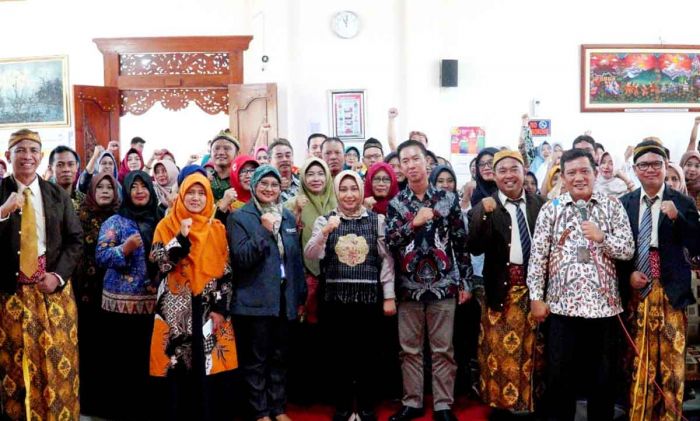 Ning Ita Apresiasi Seluruh Elemen Pendidikan di Kota Mojokerto