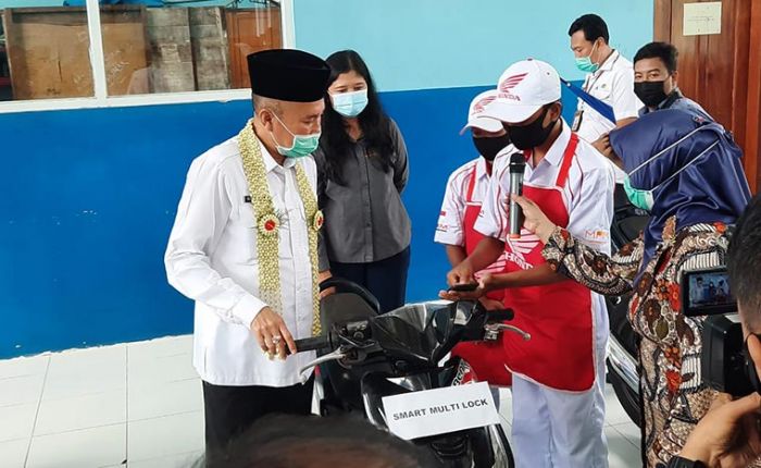 MPM Honda Jatim Kerja Sama Dengan SMKN 2 Pamekasan Terapkan KTBSM Astra Honda