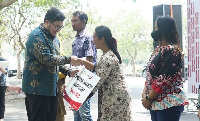 Masuki Tahun ke-3, Bupati Kediri Berikan Insentif untuk 8.000 Guru Agama Non-Formal