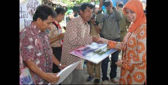 Bupati Kediri Gelar Pengobatan Gratis