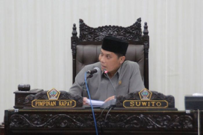 Jelang Mudik 2023, Ketua DPRD Kabupaten Blitar Minta Dinas PUPR Lakukan Perbaikan Jalan Rusak Ringan