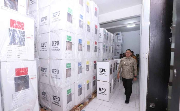 Tinjau Logistik Pemilu 2024, Pj Wali Kota Batu Bilang Begini