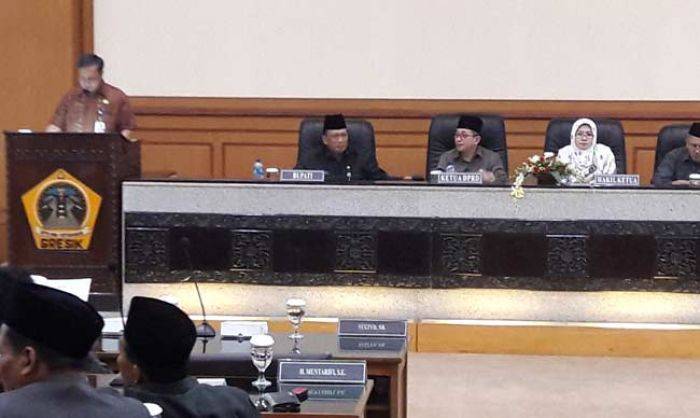 DPRD - Pemkab Gresik Putuskan Bahas 10 Ranperda dengan Catatan