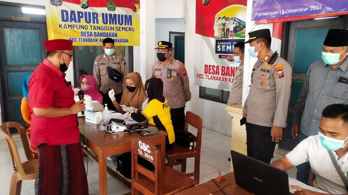 Polres Pamekasan Gelar Vaksinasi Covid-19 di Balai Desa Bandaran