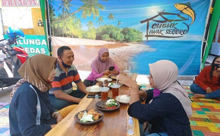 ​Ngiler Masakan Pantai Masa Pandemi, Gubuk Iwak Segoro Jombang Jadi Sasaran