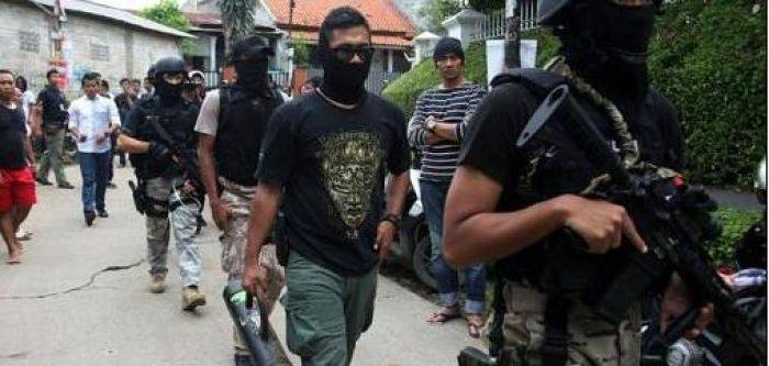  Densus 88 Bekuk Dua Anggota ISIS di Ngawi