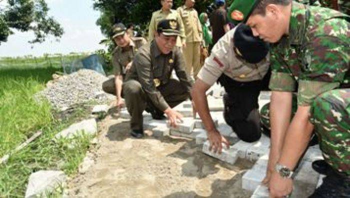 TMMD Buka Jalan Terisolir di Kecamatan Sukorame Lamongan