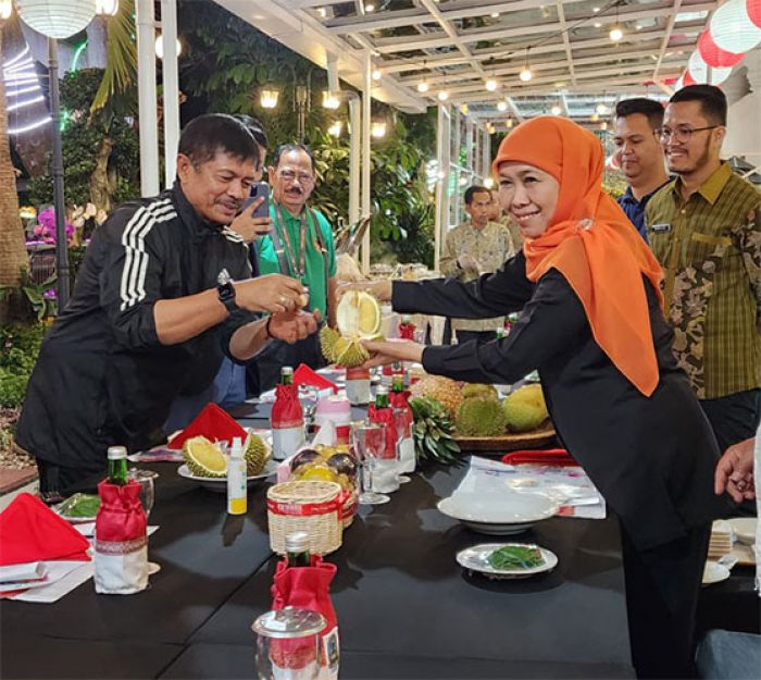 Ketemu Coach Indra Sjafri, Gubernur Khofifah Takjub "Resep Rahasia" Kemenangan Timnas