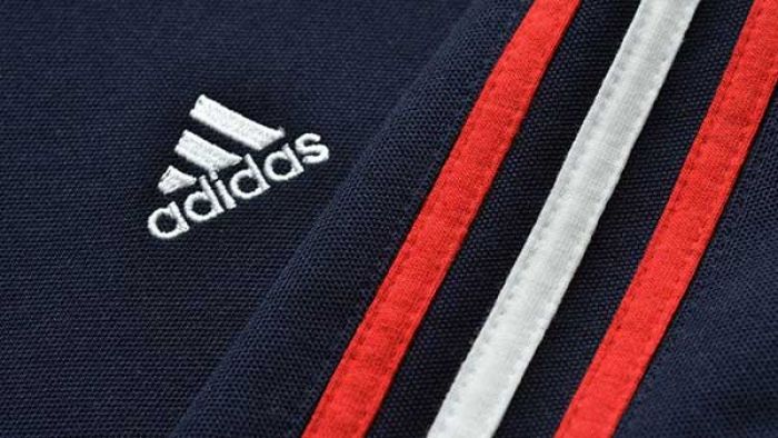 ​Tiga Strip Adidas Bukan Merk Dagang!