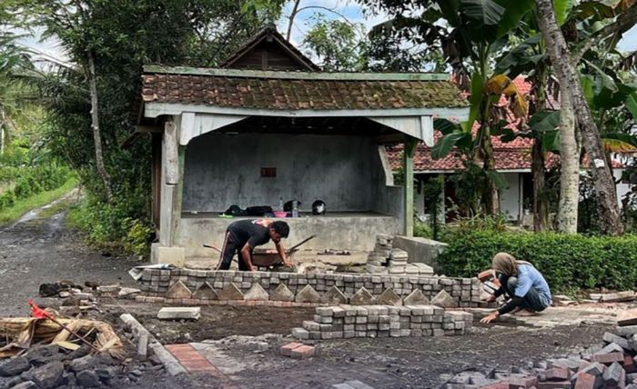 Dinas PUCKPP Banyuwangi Geber Pavingisasi Jalan di 217 Desa/Kelurahan