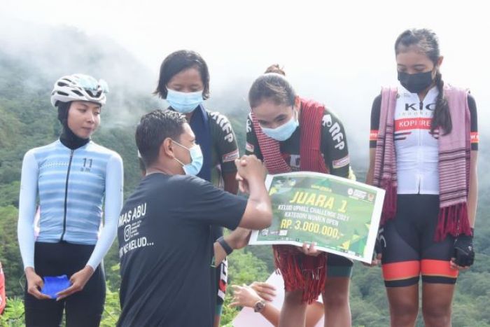 Istri Wali Kota Kediri Juara II, Kelud UpHill Challenge 2021 Berlangsung Seru