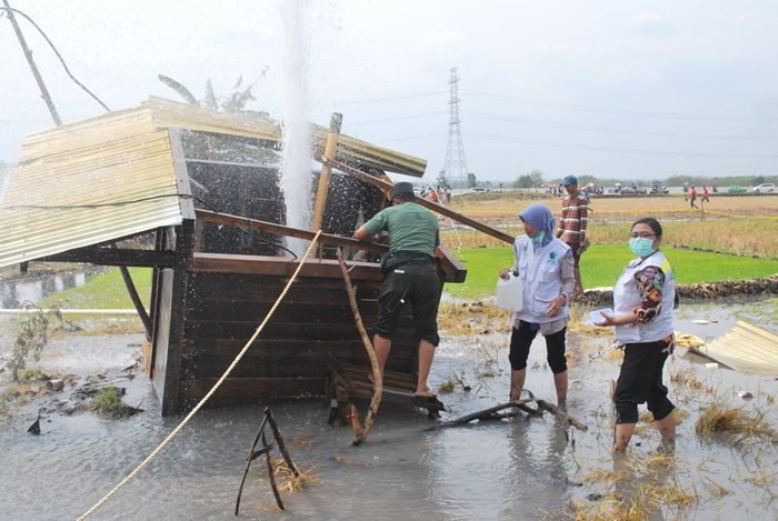 Dinas ESDM Jatim Tinjau Semburan Air di Ngawi