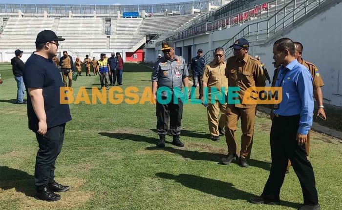 Bupati Kediri Tinjau Pembangunan Stadion Daha Jayati di Tarokan