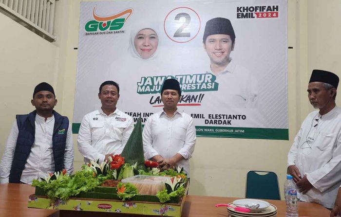 Khofifah-Emil Dapat Dukungan dari Barisan Gus dan Santri