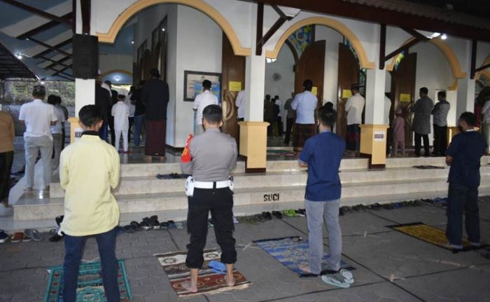 Patuhi Protokol Kesehatan, Kemenag Kota Batu Apresiasi Jamaah Salat Ied