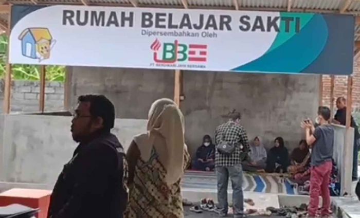 Peringati Hari Ibu 2022, Puluhan Siswa TK Ikuti Lomba Mewarnai di Rumah Belajar Sakti Probolinggo