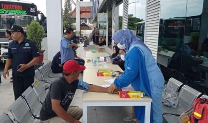 Libur Nataru, BNN Tes Urine Puluhan Sopir Bus Terminal Patria Blitar