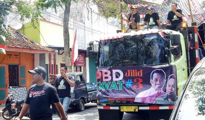 Mulai Terang-terangan, Ada Poster Dukungan Maju Pilwali Blitar Putra Samanhudi di Pawai Kebangsaan