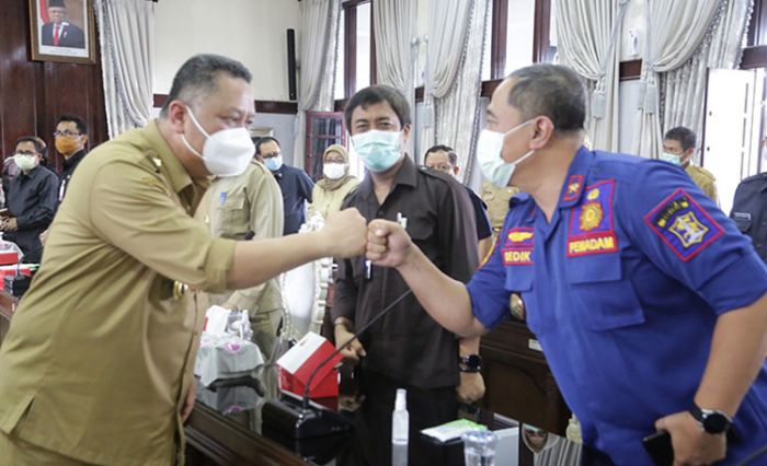 Suasana Haru Selimuti Balai Kota, Wali Kota Whisnu Pamit: Jajaran Forkopimda Surabaya Luar Biasa