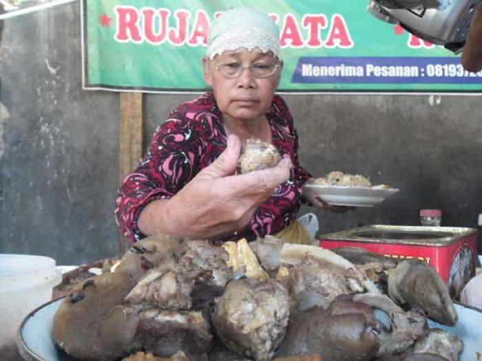 Kuliner Asyik Bangkalan (3): Rujak Mata Sapi