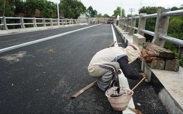 Akhir Tahun 2022, Bupati Kediri Kebut Pembangunan Jembatan Ngadi dan Gedangsewu