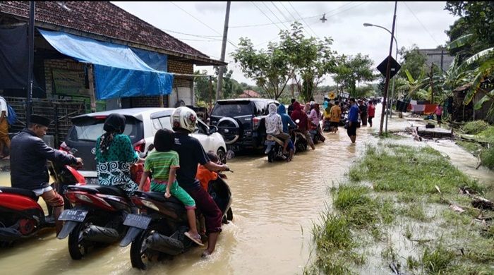 ​Intensitas Hujan Tinggi, Dua Kecamatan di Bangkalan Terendam Banjir