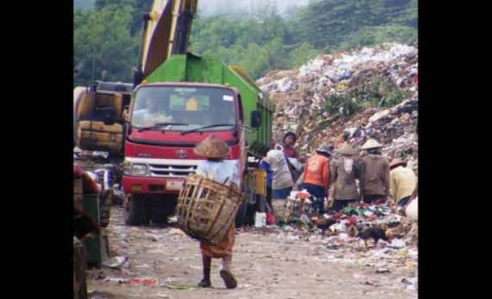 F-PDIP DPRD Gresik Desak Pemkab Cepat Realisasikan Relokasi TPA Ngipik