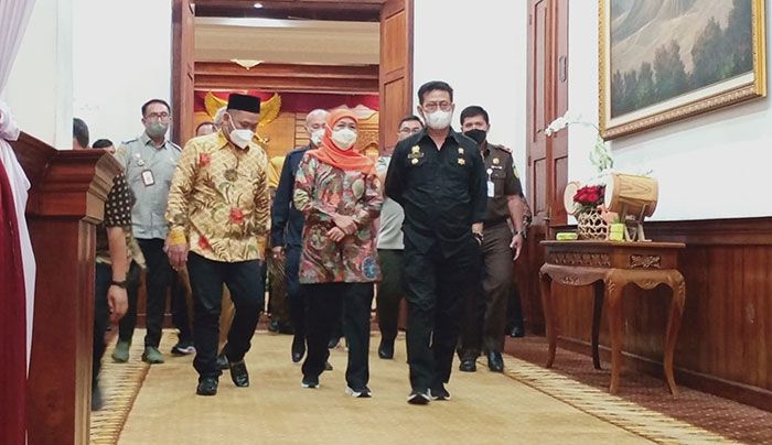 Gelar Rakor Bersama Gubernur Khofifah, Mentan: PMK Tidak Menular ke Manusia