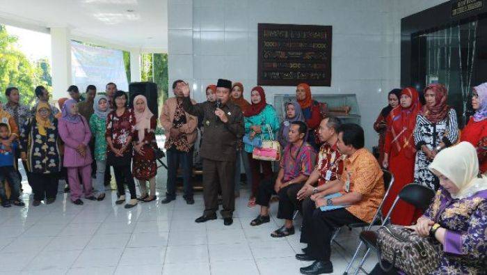 Hadapi MEA, Lamongan Berangkatkan 68 Pengusaha dan Pengrajin Studi Banding