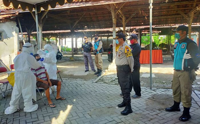 Swab Hunter Perbatasan Pemkot Surabaya Tes Swab 396 Warga