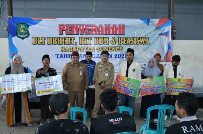 ​Pemkab Sumenep Salurkan Bantuan dari DBHCHT 2022