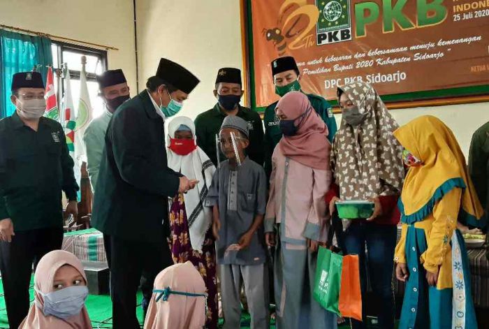 Tasyakuran Harlah ke-22, PKB Sidoarjo Berbagi Bersama Ratusan Anak Yatim